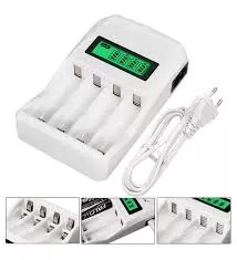 PİL ŞARJ ALETİ DÖRTLÜ EKRANLI AA/AAA Nİ-MH Nİ-CD BESTON BST-C9016W